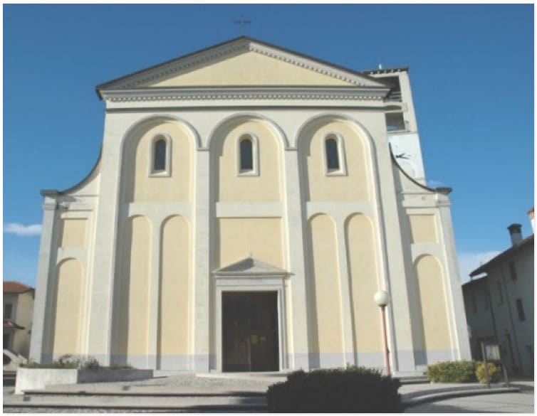 Parrocchie- Facciata della chiesa di San Michele Arcangelo di Arzene