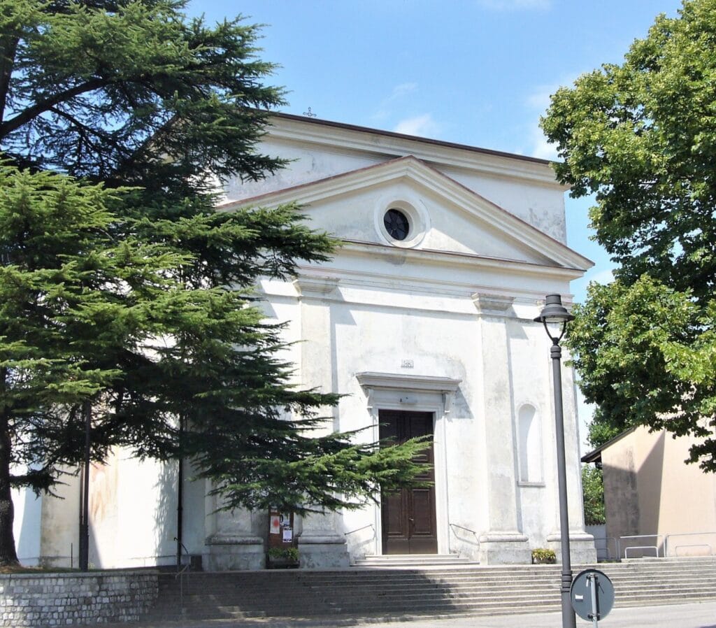Parrocchie - Facciata della chiesa di San Martino al Tagliamento